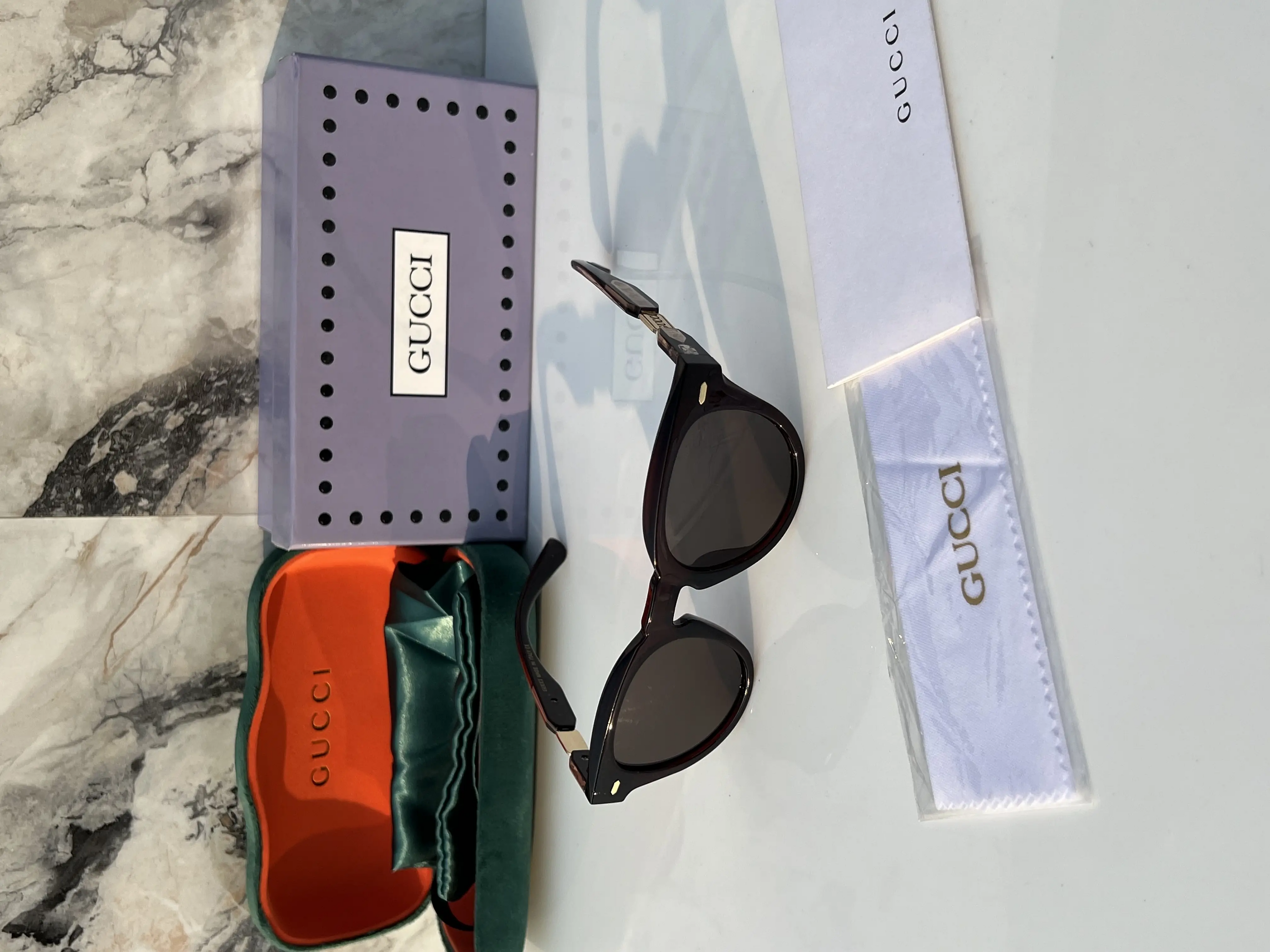 GuCCi_2921_brown