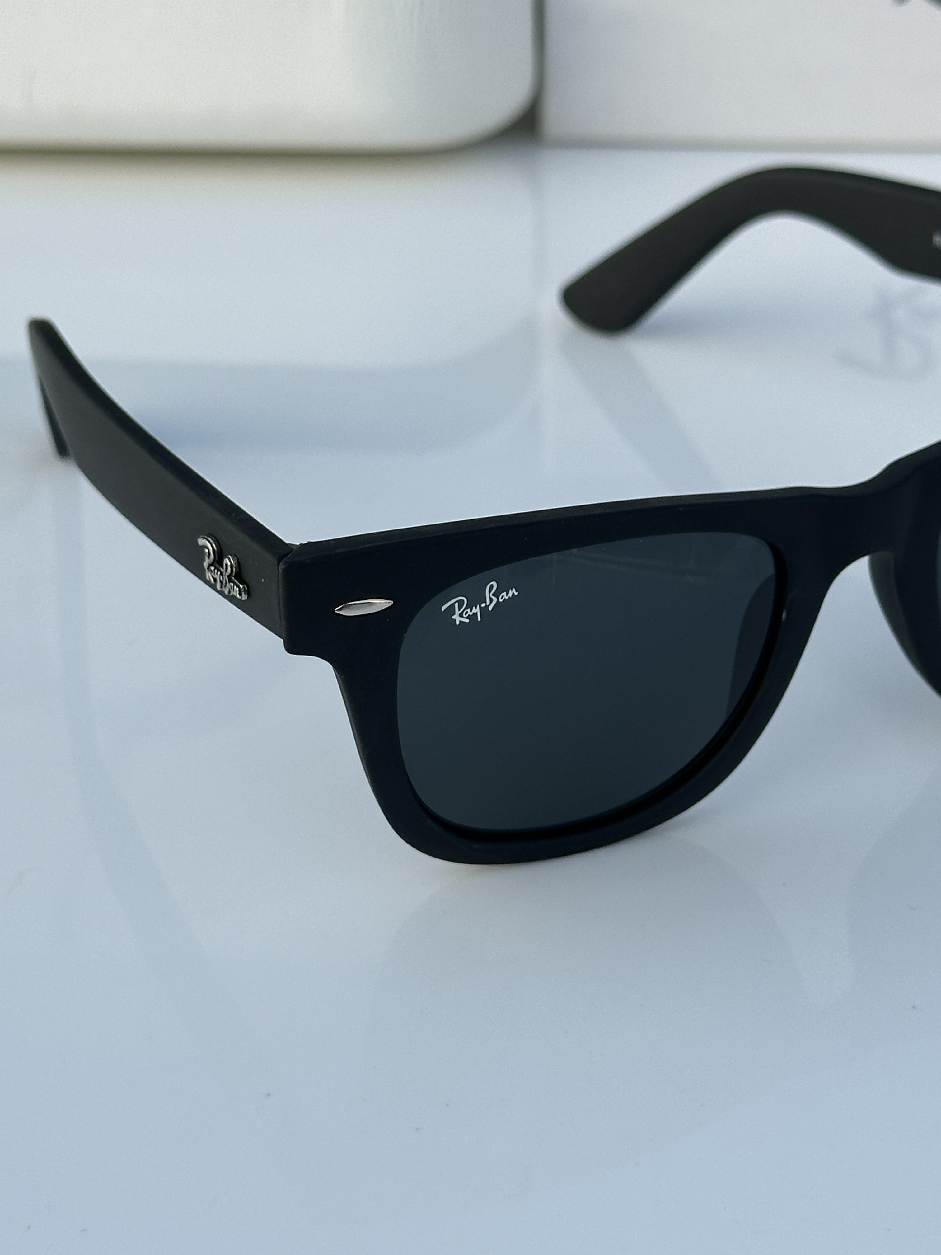 Ray Ban Matt  Black  Luxury Shade With Original Packing